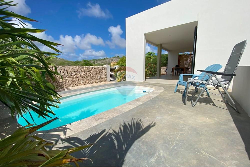Bonaire oceanfront villa